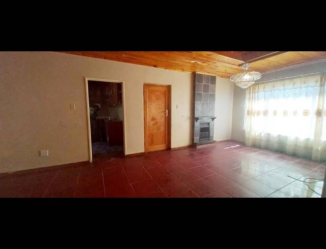 4 BEDROOM HOUSE RENTED IN ALGOA PARK